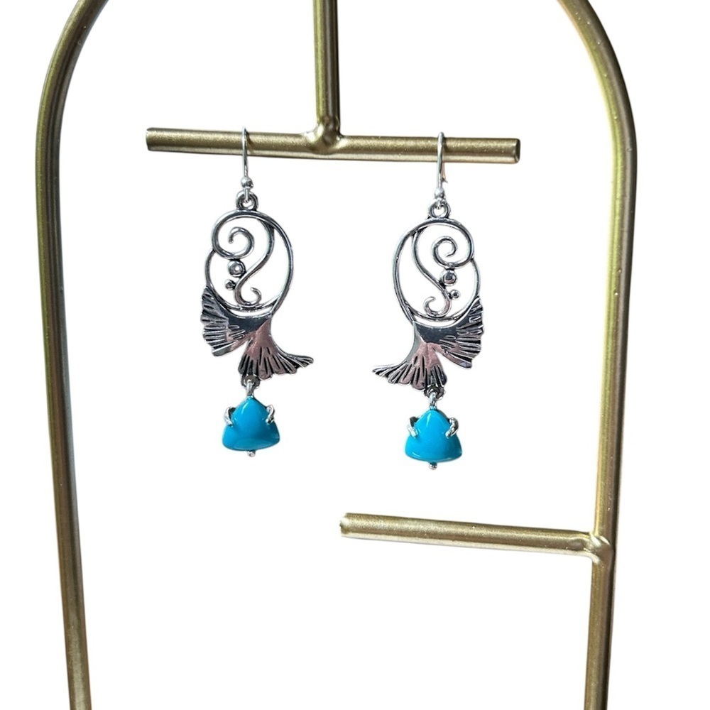 New Silver Ginko Dangle Earrings - Picture 2 of 5